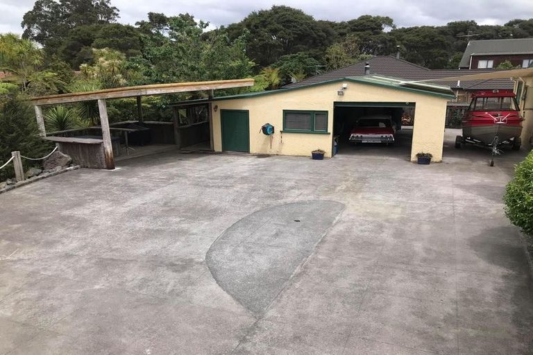 Photo of property in 20 Sherrybrooke Place, Sunnyvale, Auckland, 0612