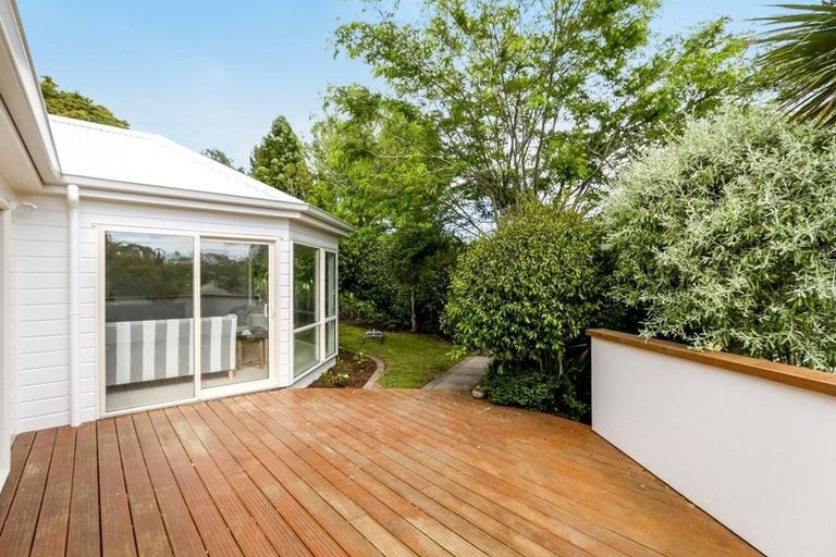 Photo of property in 1a Cannon Street, Westown, New Plymouth, 4310