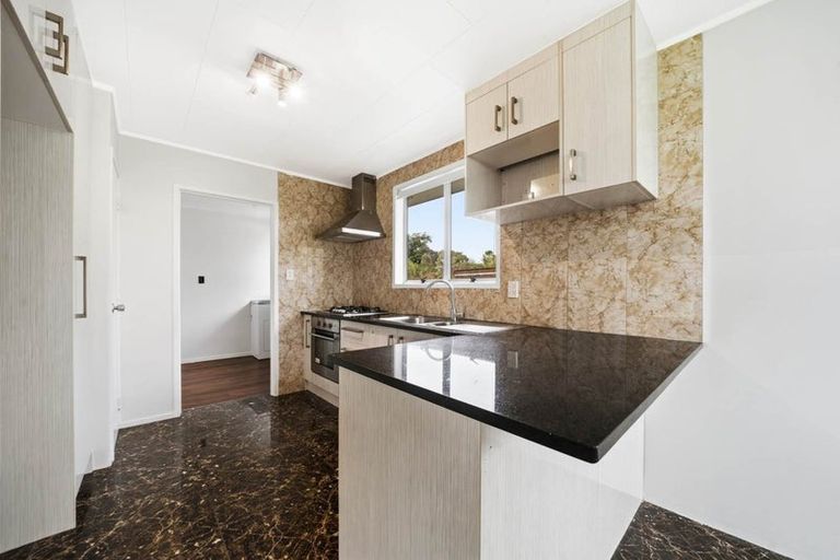Photo of property in 16a Mclean Avenue, Papatoetoe, Auckland, 2025