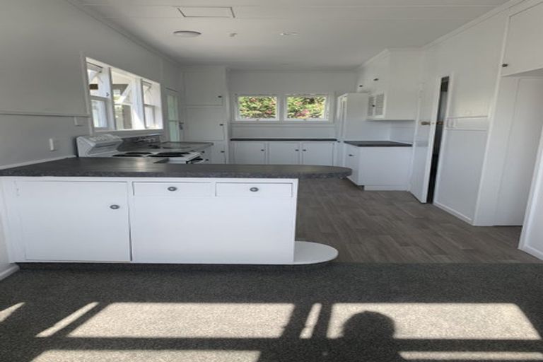 Photo of property in 9 Sutton Crescent, Hillcrest, Hamilton, 3216