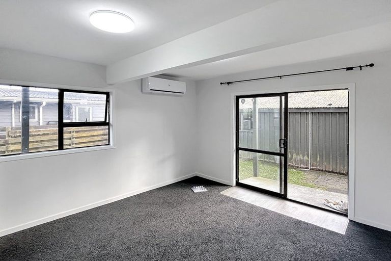 Photo of property in 7a Clayburn Road, Glen Eden, Auckland, 0602