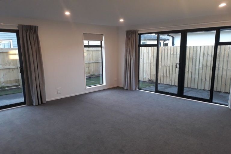 Photo of property in 11 Romney Drive, Belfast, Christchurch, 8051