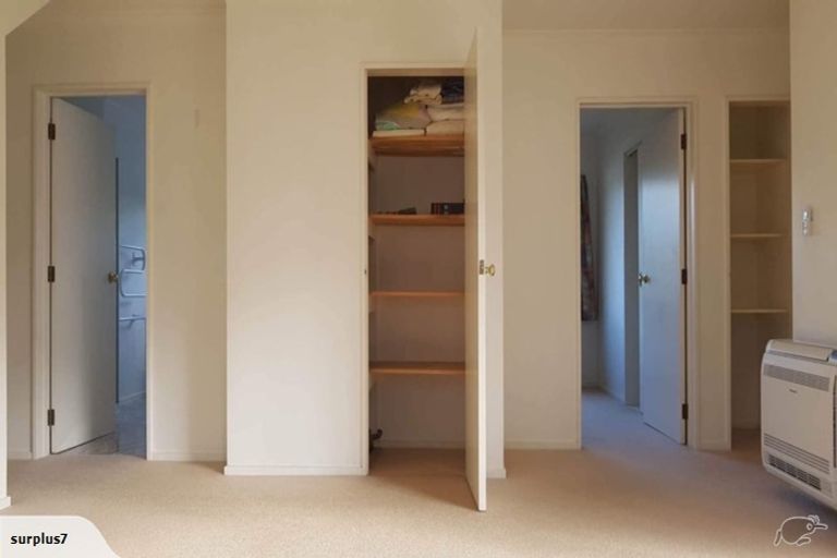 Photo of property in 51 James Evans Drive, Northcote, Auckland, 0627
