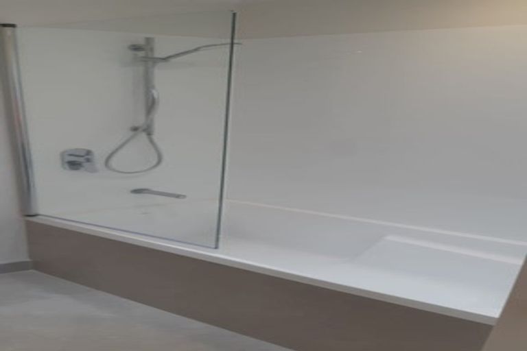 Photo of property in 18 Timu Road, Long Bay, Auckland, 0630