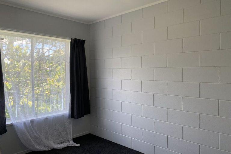 Photo of property in 9 Alston Avenue, Kelston, Auckland, 0602