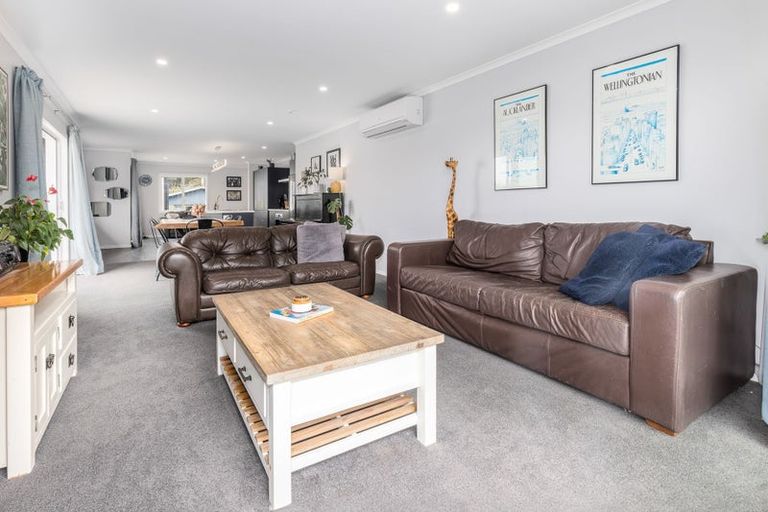 Photo of property in 64 Toi Street, Otaki Beach, Otaki, 5512