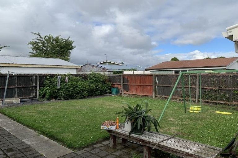 Photo of property in 185 Avonhead Road, Avonhead, Christchurch, 8042