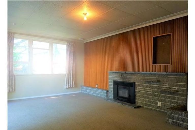 Photo of property in 57 Guildford Street, Burnside, Christchurch, 8053