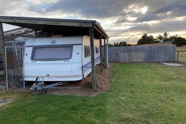 Photo of property in 1218 Great South Road, Runciman, Drury, 2578