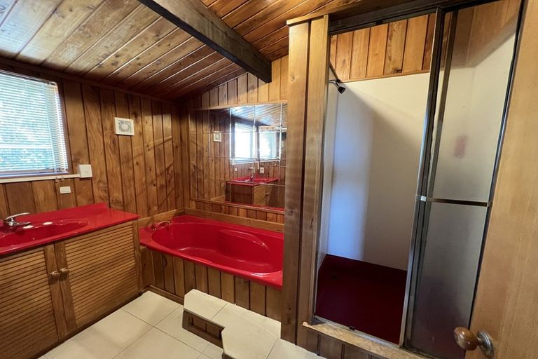 Photo of property in 9 Theodora Place, Mairangi Bay, Auckland, 0630