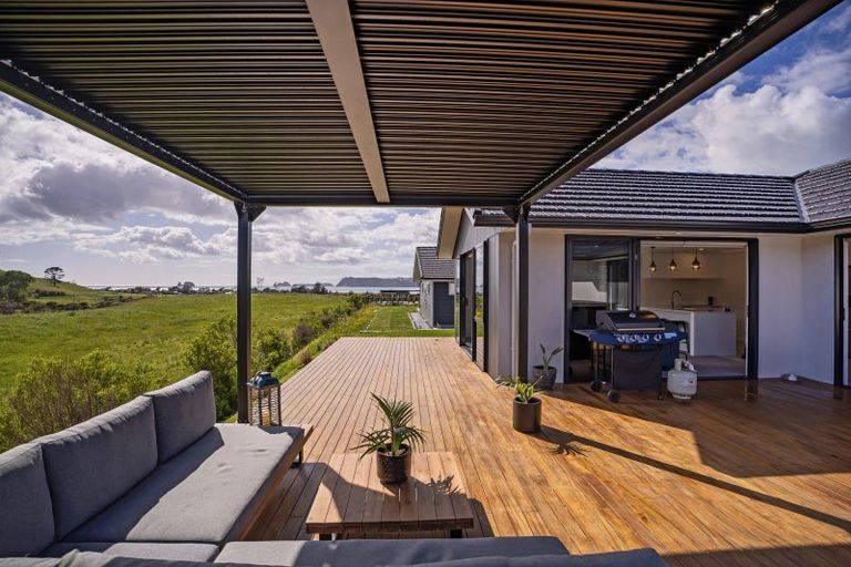 Photo of property in 12 Tohetea Lane, Wharekaho, Whitianga, 3510