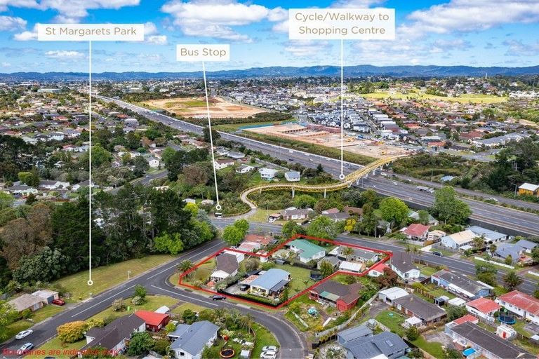 Photo of property in 25 St Catherine Crescent, West Harbour, Auckland, 0618