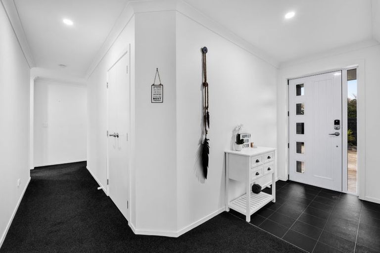 Photo of property in 110 Cracroft Street, Waitara, 4320