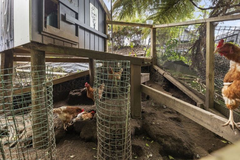 Photo of property in 9b Cross Street, Lepperton, New Plymouth, 4373