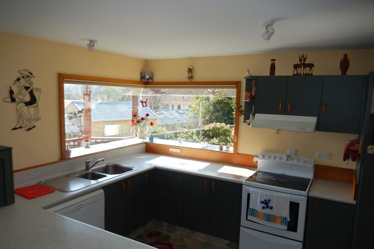 Photo of property in 1a Tweed Street, Roxburgh, 9500