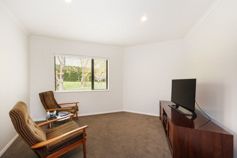 Photo of property in 31 Kahuterawa Road, Linton, Palmerston North, 4472