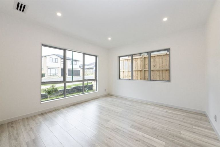 Photo of property in 32 Beltany Drive, Flat Bush, Auckland, 2019
