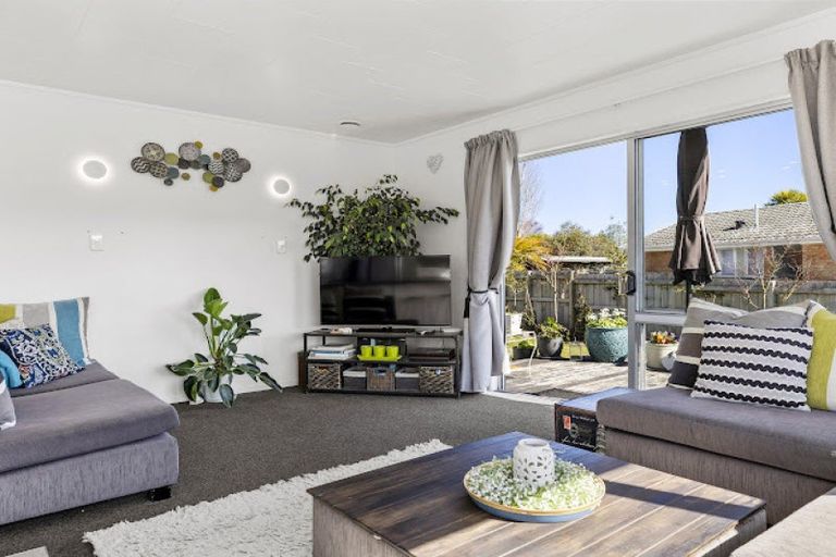 Photo of property in 29 Hyde Avenue, Richmond Heights, Taupo, 3330