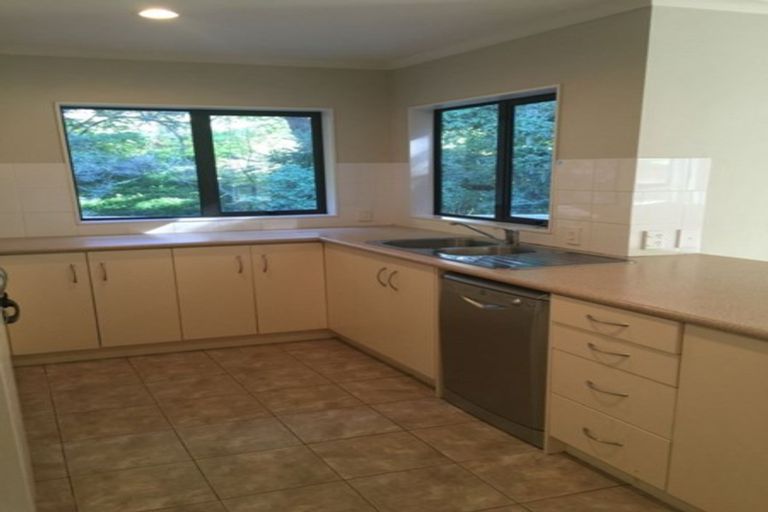 Photo of property in 96a Alfriston Road, Manurewa, Auckland, 2105