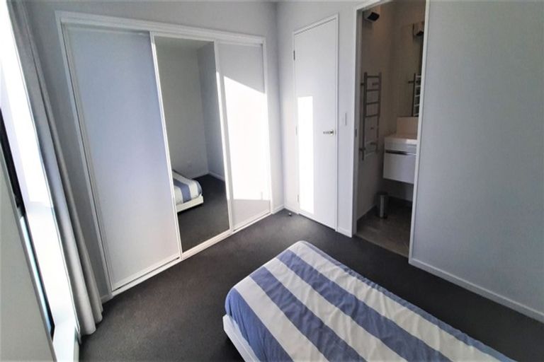 Photo of property in 2/35 Webb Street, St Albans, Christchurch, 8014