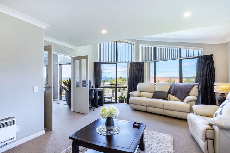 Photo of property in 12 Luberon Way, Nukuhau, Taupo, 3330