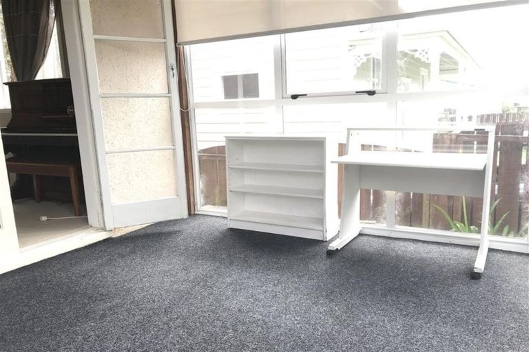 Photo of property in 10 Fifth Avenue, Mount Albert, Auckland, 1025