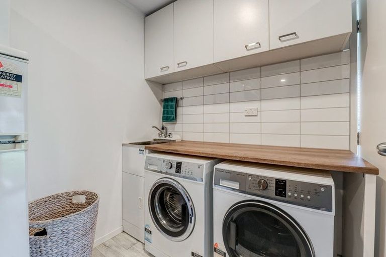 Photo of property in 75 Maygrove Drive, Orewa, 0931