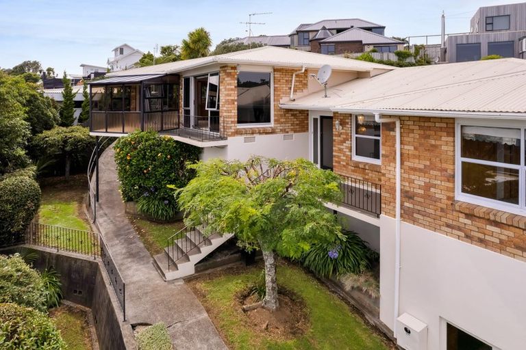 Photo of property in 83a Eliot Street, New Plymouth, 4310