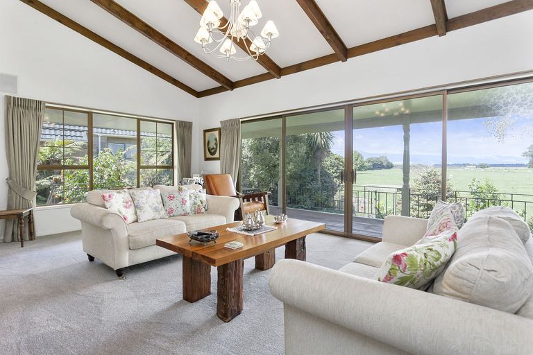 Photo of property in 104 Burwood Road, Matamata, 3400