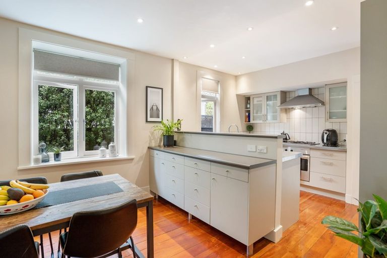 Photo of property in 8 Crossfield Road, Glendowie, Auckland, 1071