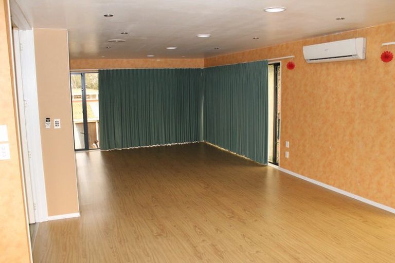 Photo of property in 185 Airfield Road, Takanini, Papakura, 2582