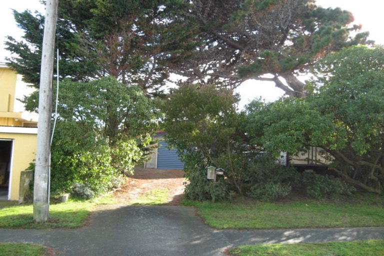 Photo of property in 16 Bellamy Avenue, New Brighton, Christchurch, 8061