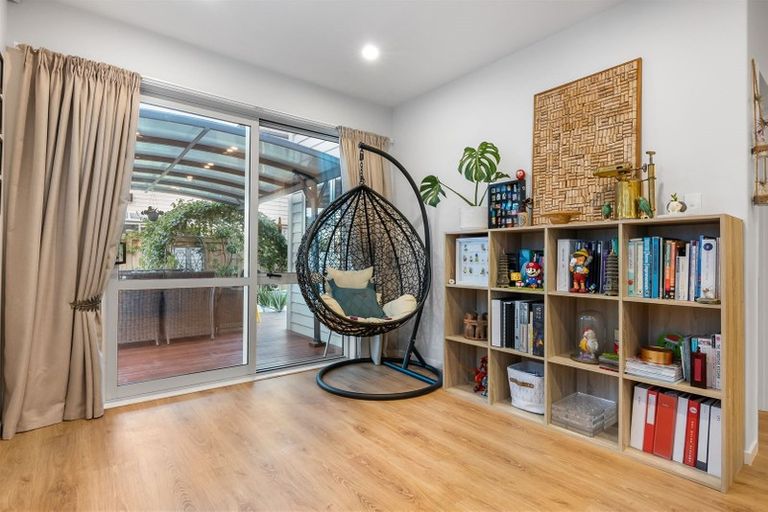 Photo of property in 8 Camp X Place, Whenuapai, Auckland, 0618