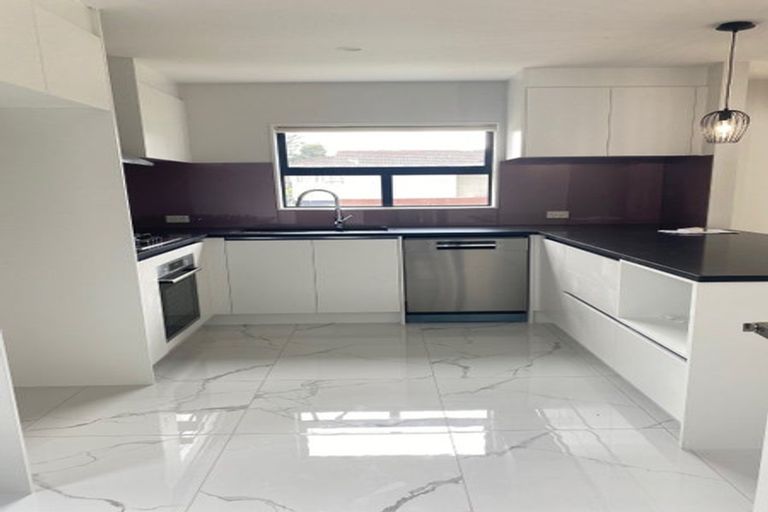 Photo of property in 9a Garth Place, Manurewa, Auckland, 2102