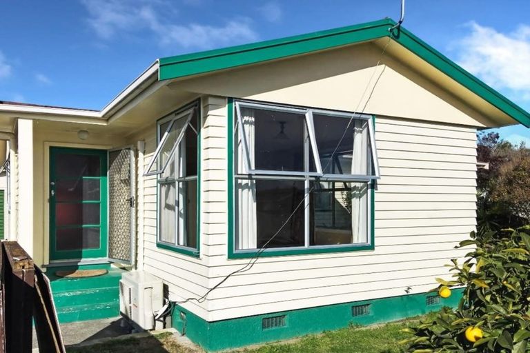Photo of property in 39 York Avenue, Tamatea, Napier, 4112