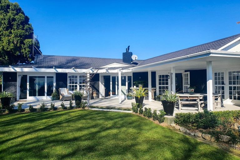 Photo of property in 25 Walnut Grove, Omokoroa, 3114