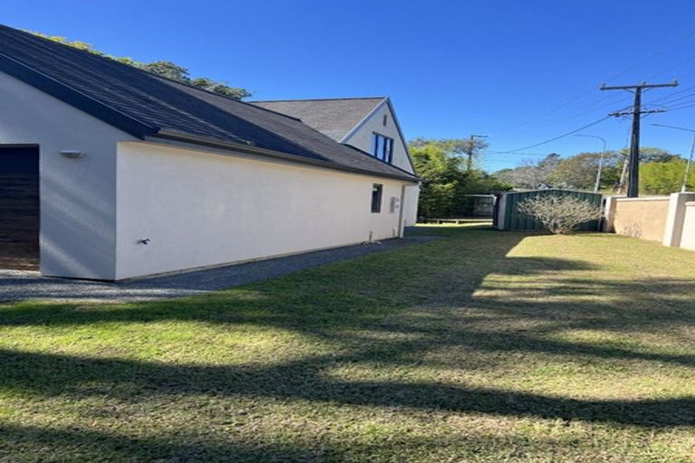 Photo of property in 140 Upper Harbour Drive, Greenhithe, Auckland, 0632