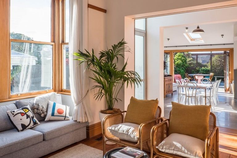 Photo of property in 25 Roy Street, Newtown, Wellington, 6021