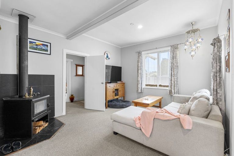 Photo of property in 45c Princess Street, Waitara, 4320