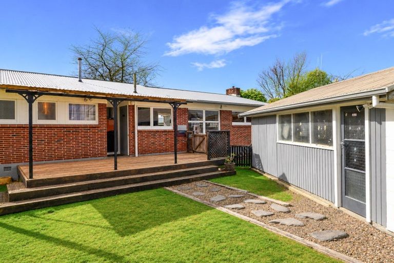 Photo of property in 11 Hooker Avenue, Chedworth, Hamilton, 3210