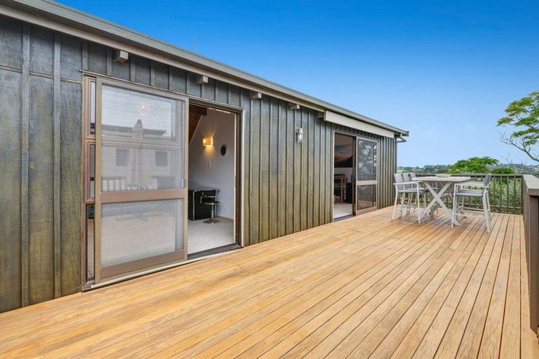 Photo of property in 22b Stanmore Bay Road, Stanmore Bay, Whangaparaoa, 0932
