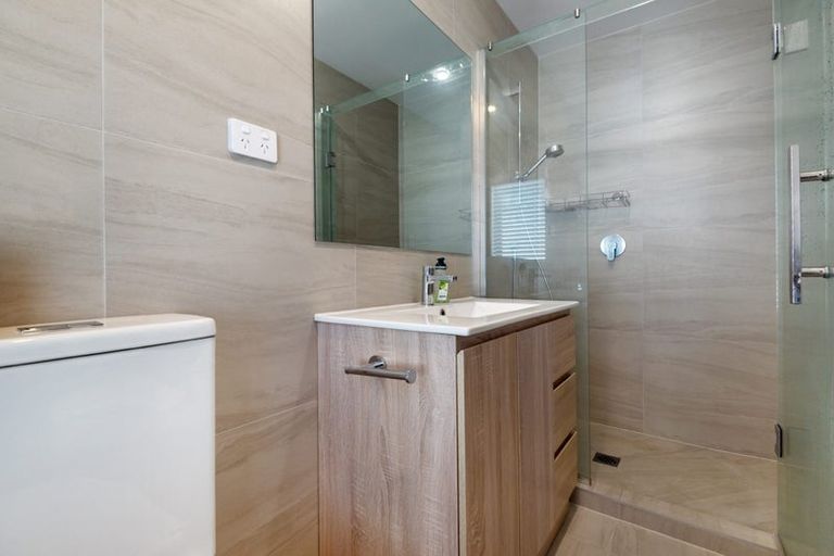 Photo of property in 8/26 Long Bay Drive, Torbay, Auckland, 0630