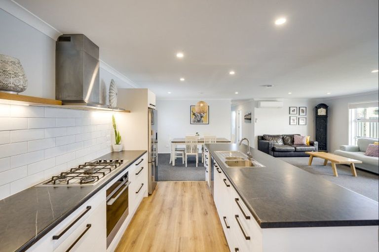 Photo of property in 26 Hurunui Drive, Te Awa, Napier, 4110