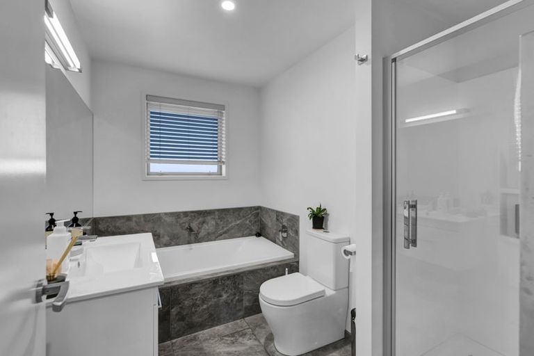 Photo of property in 8 Jersey Place, Bell Block, New Plymouth, 4312