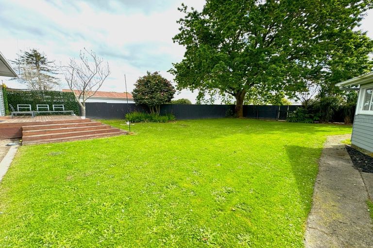 Photo of property in 14 Austin Place, Awapuni, Palmerston North, 4412