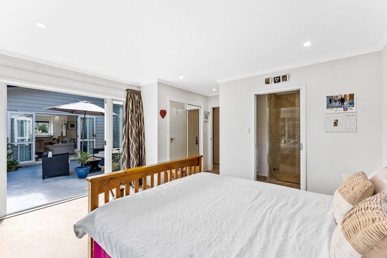 Photo of property in 21 Somerby Mews, Silverstream, Upper Hutt, 5019