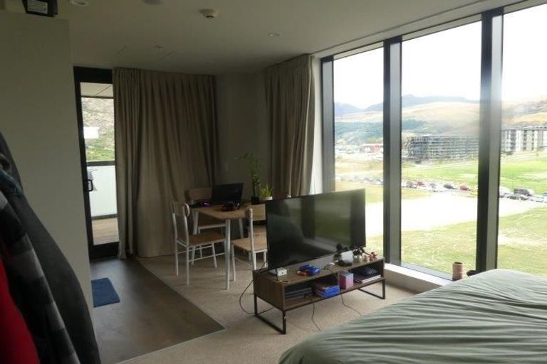 Photo of property in Kawarau Residences, 501/16a Mountain Ash Drive, Frankton, Queenstown, 9300