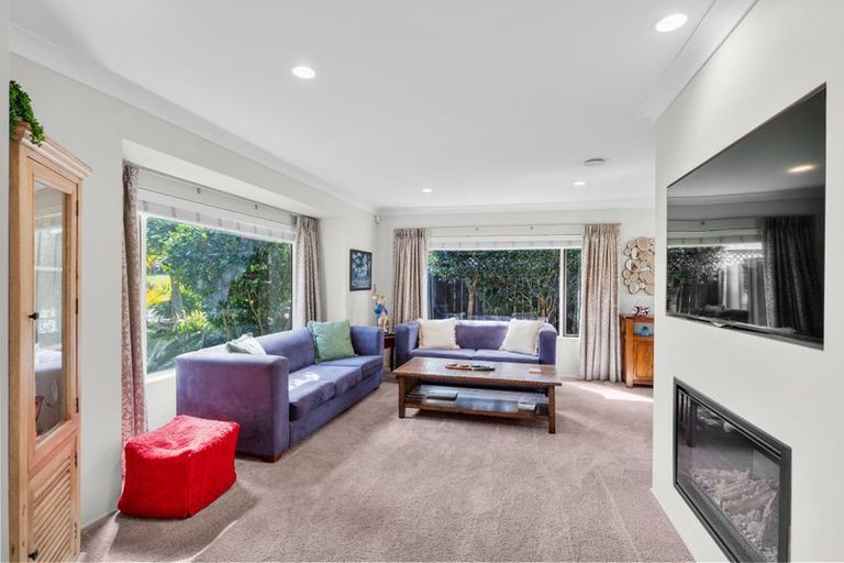 Photo of property in 7 Nypa Way, Somerville, Auckland, 2014