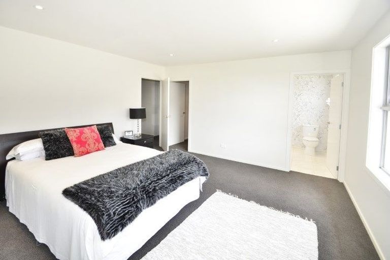 Photo of property in 10 William James Close, Mosgiel, 9024