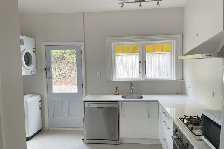 Photo of property in 295 Tinakori Road, Thorndon, Wellington, 6011